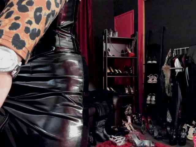 MissPuffyllove webcam