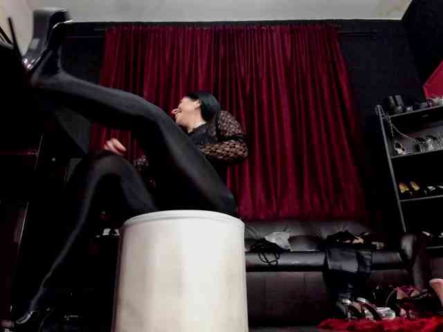 MissPuffyllove webcam