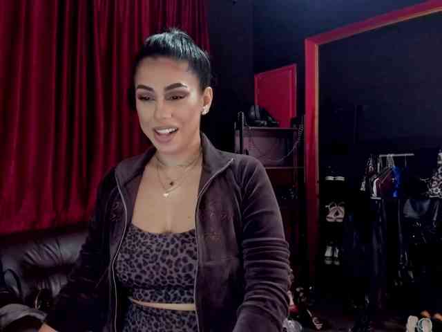 MissPuffyllove webcam