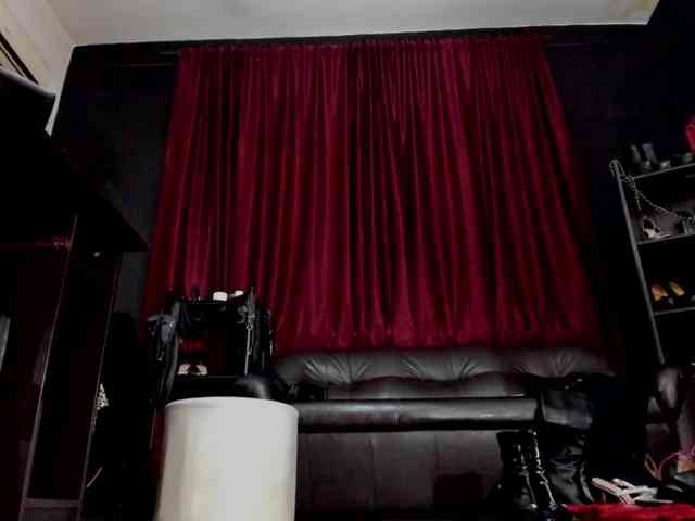 MissPuffyllove webcam