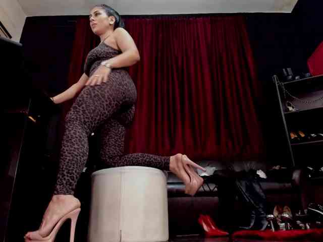 MissPuffyllove webcam