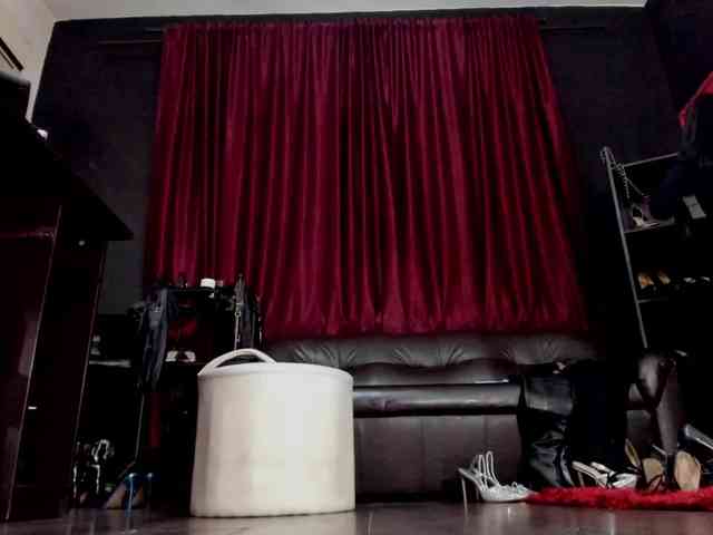 MissPuffyllove webcam