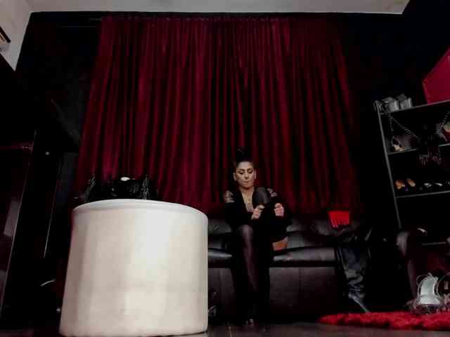 MissPuffyllove webcam