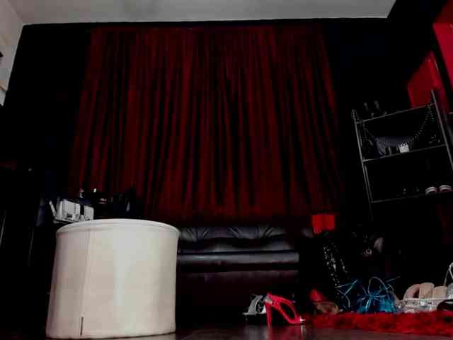 MissPuffyllove webcam