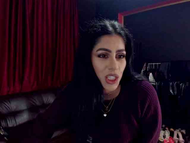 MissPuffyllove webcam