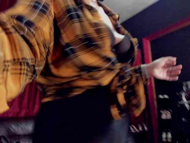 MissPuffyllove webcam