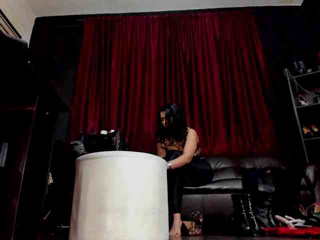 MissPuffyllove webcam