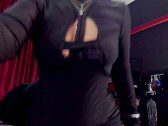 MissPuffyllove webcam