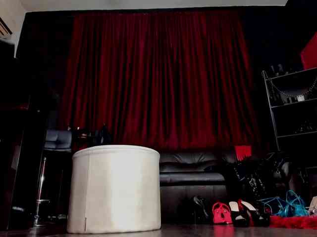 MissPuffyllove webcam