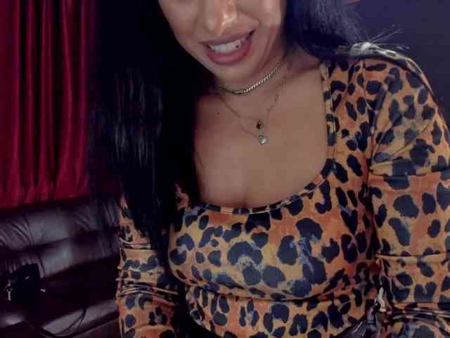 MissPuffyllove webcam