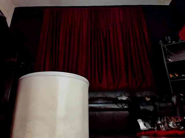 MissPuffyllove webcam