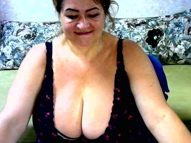 hugenipple webcam