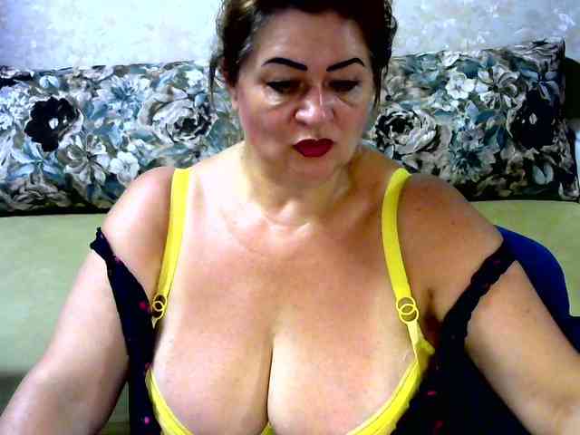 hugenipple webcam