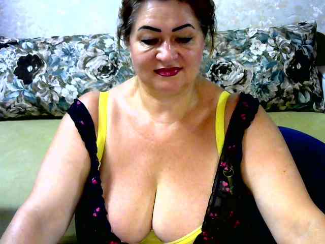 hugenipple webcam