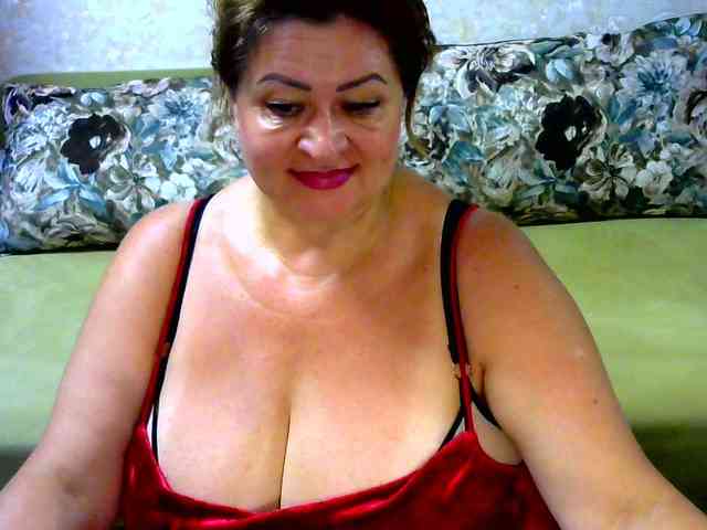 hugenipple webcam