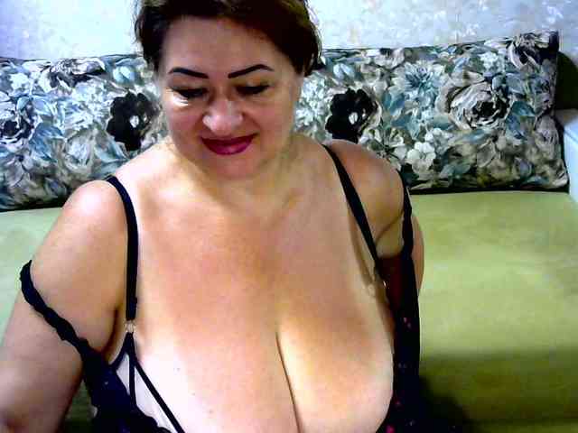 hugenipple webcam