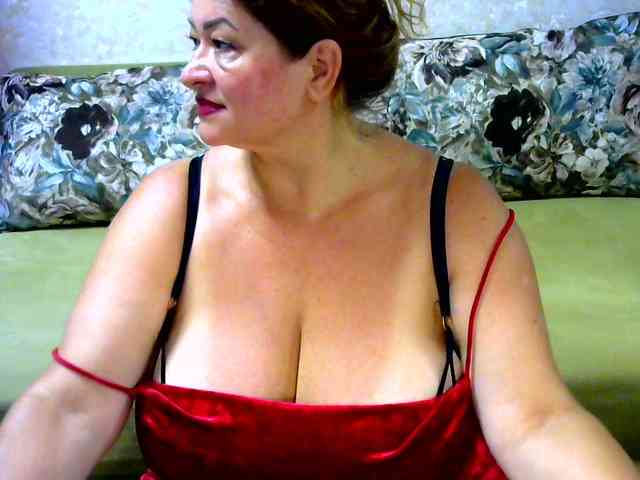 hugenipple webcam