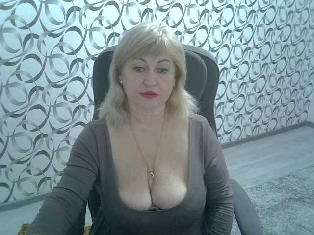 helen88888's BongaCams show and profile