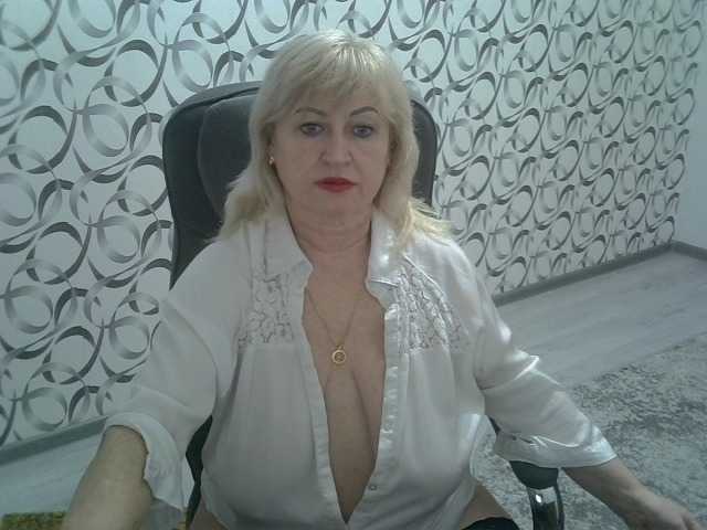 helen88888's BongaCams show and profile