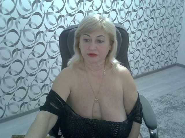 helen88888's BongaCams show and profile