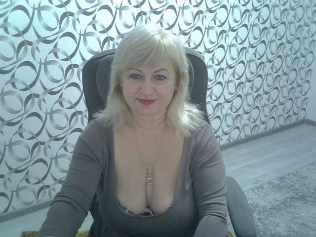 helen88888's BongaCams show and profile