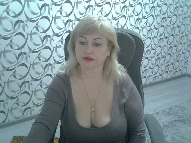 helen88888's BongaCams show and profile