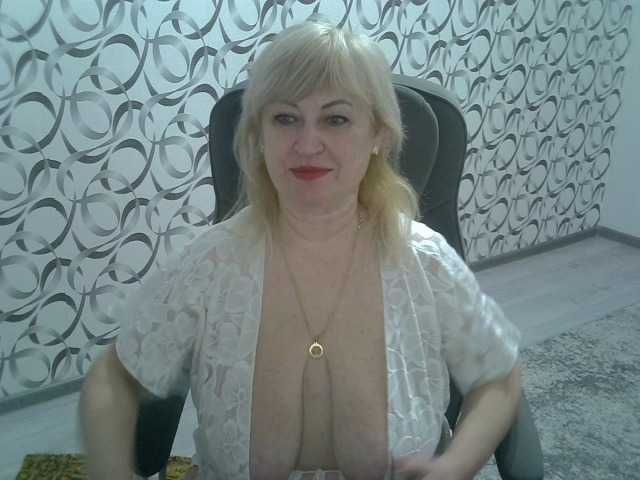 helen88888's BongaCams show and profile