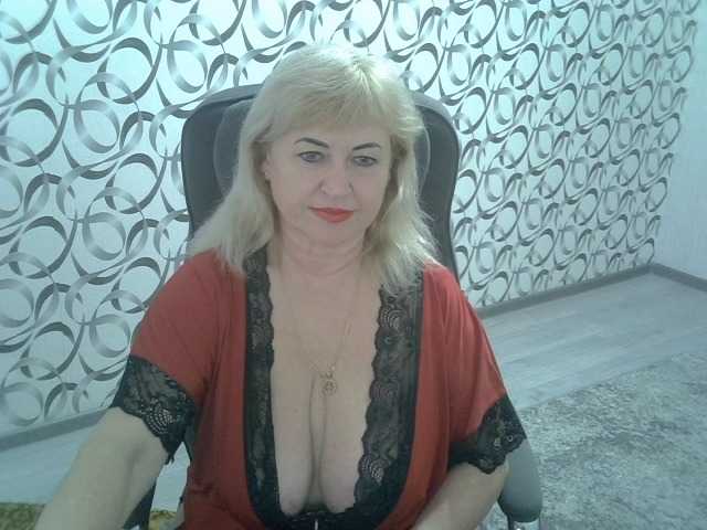 helen88888's BongaCams show and profile