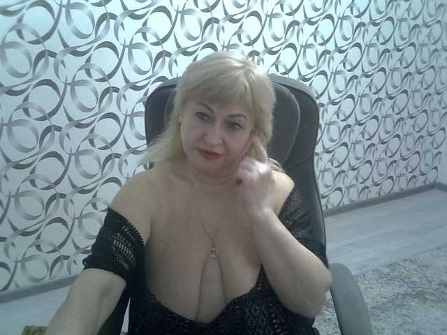 helen88888's BongaCams show and profile