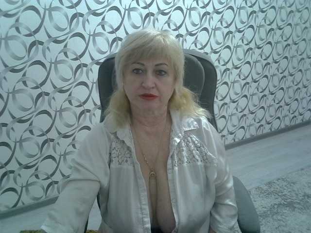 helen88888's BongaCams show and profile