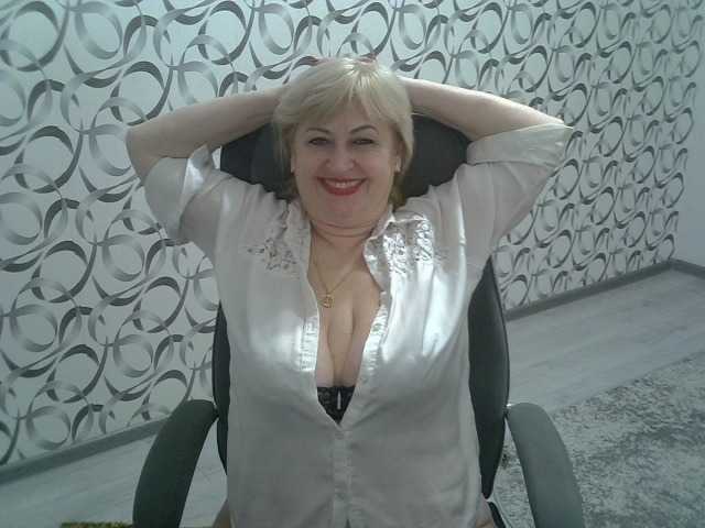 helen88888's BongaCams show and profile
