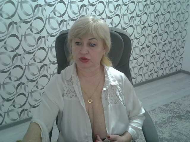 helen88888's BongaCams show and profile