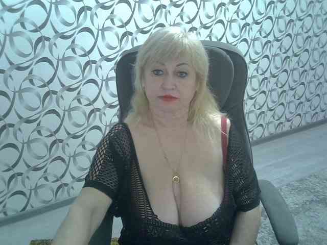 helen88888 Live Webcam on BongaCams