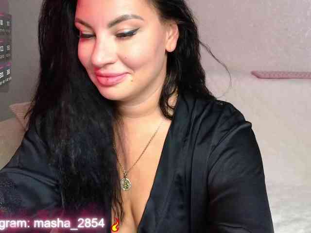 hot striptease Madelynn