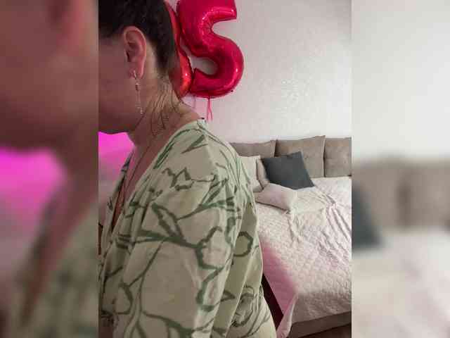 webcam live porno Madelynn