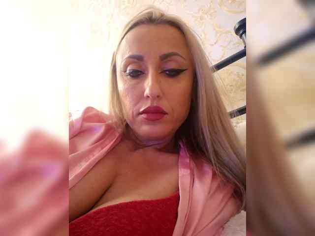 DeviousAngel DeviousAngel