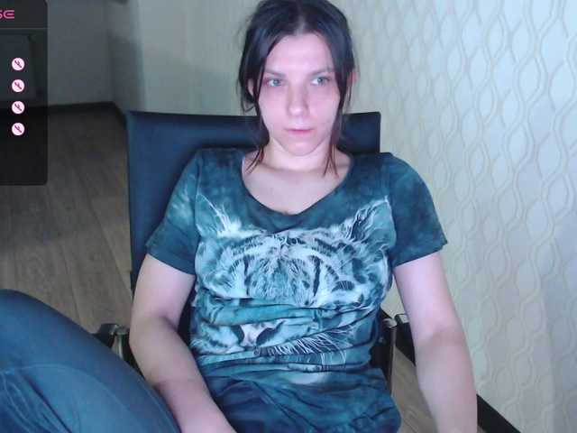 RennaHart's BongaCams show and profile