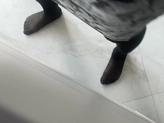 Va-len-cia Porn Show