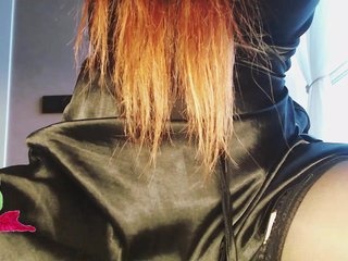 Va-len-cia Porn Show