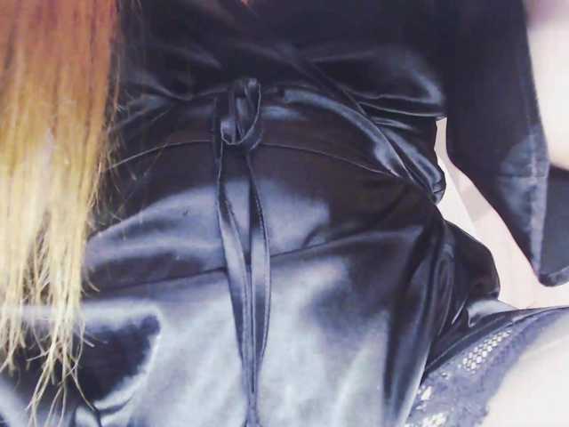 Va-len-cia's BongaCams show and profile