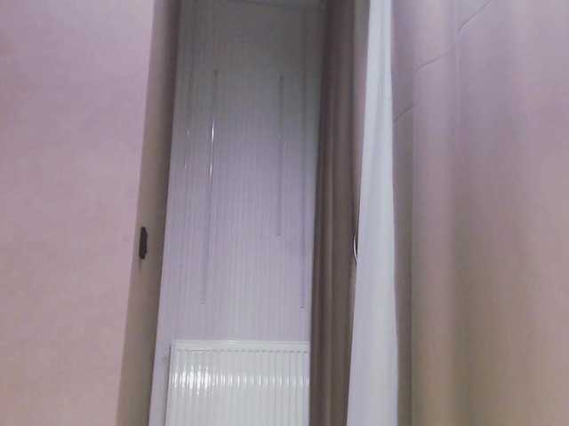 Va-len-cia's BongaCams show and profile