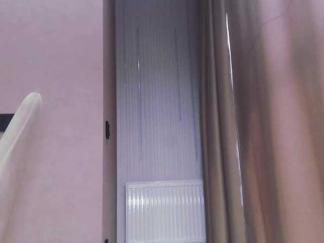 Va-len-cia's BongaCams show and profile