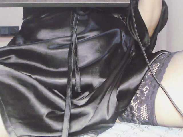 Va-len-cia's BongaCams show and profile