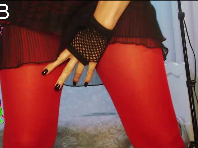 Va-len-cia's BongaCams show and profile