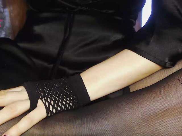 Va-len-cia's BongaCams show and profile