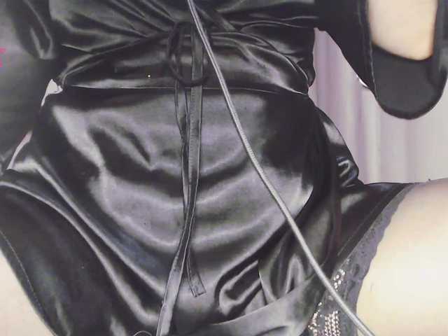 Va-len-cia's BongaCams show and profile