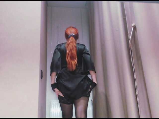 Va-len-cia's BongaCams show and profile