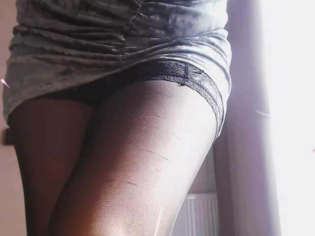 Va-len-cia's BongaCams show and profile