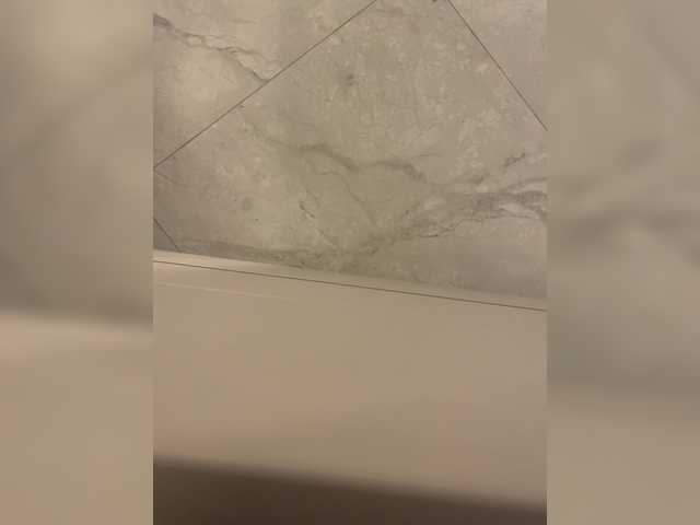 Va-len-cia's BongaCams show and profile