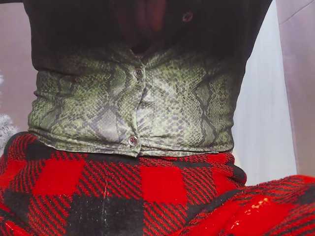 Va-len-cia's BongaCams show and profile